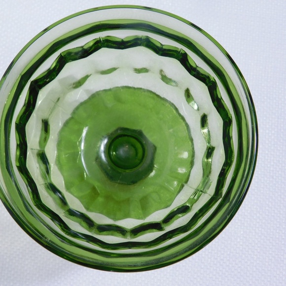 Emerald Green Dessert Glasses- set of 4 - Picture 3 of 3